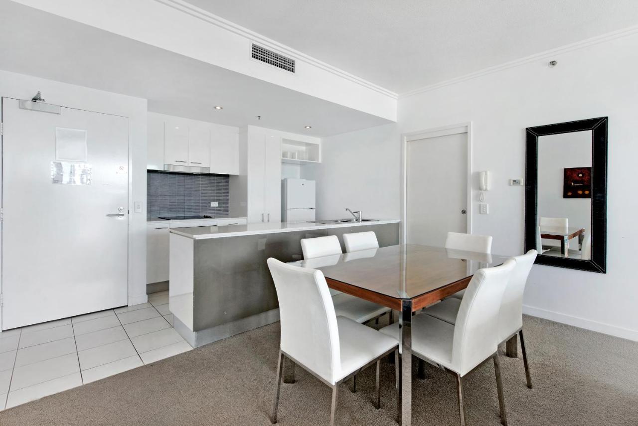 Ultiqa Freshwater Point Resort Broadbeach Gold Coast Exterior foto